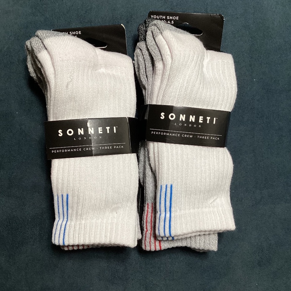 6 Pairs Youth Size Crew Socks Pack